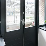 Spacious Loft With Balcony & High-speed Wi-fi *