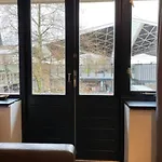 דירה Spacious Loft With Balcony & High-speed Wi-fi