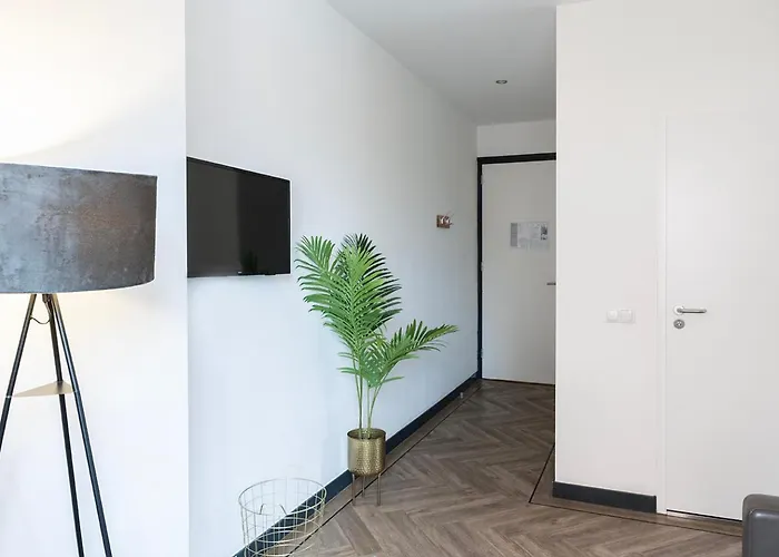 Apartmán Spacious Loft With Balcony & High-speed Wi-fi *