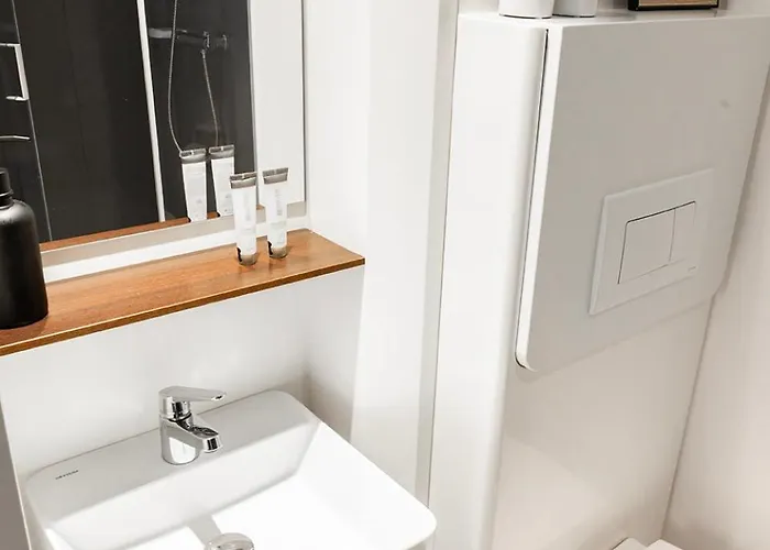 Spacious Loft With Balcony & High-speed Wi-fi * Τίλμπουργκ