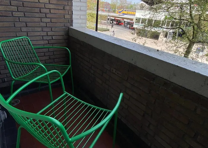 Spacious Loft With Balcony & High-speed Wi-fi تيلبورغ