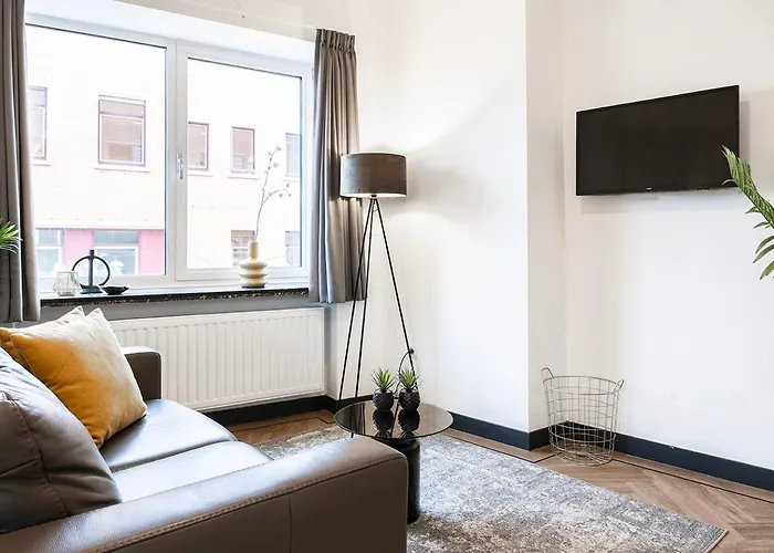 شقة Spacious Loft With Balcony & High-speed Wi-fi