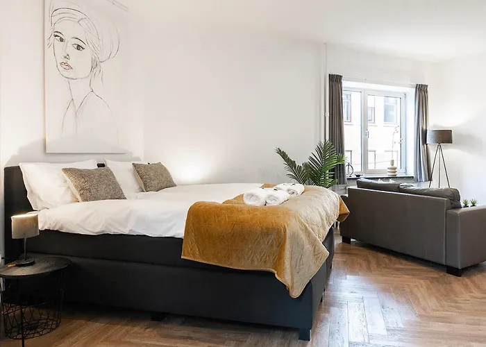 شقة Spacious Loft With Balcony & High-speed Wi-fi تيلبورغ