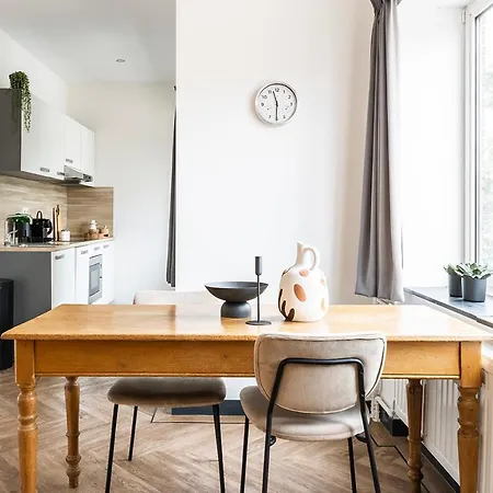 公寓 Spacious Loft With Balcony & High-speed Wi-fi 提耳堡